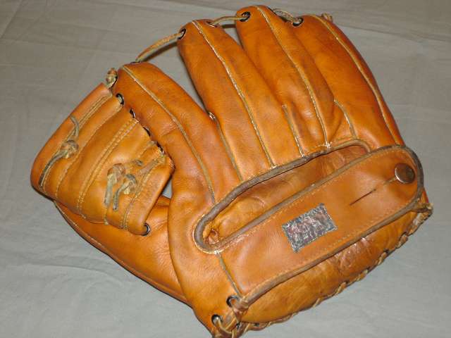 Warren Spahn Hutch 58FJ Back